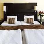 Hotel Parkhotel Congress Center 4*