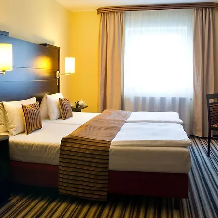 Hotel Parkhotel Congress Center 4*