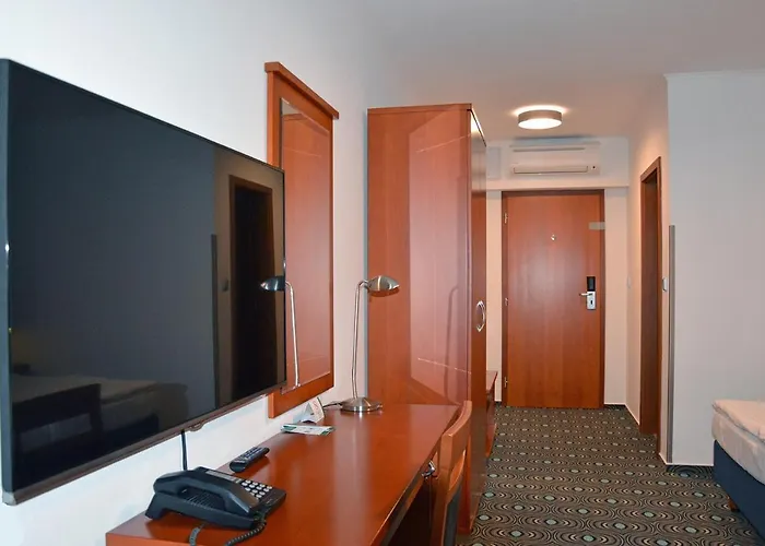 Parkhotel Congress Center מלון פלזן