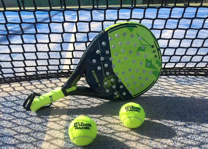 מלון Parkhotel Congress Center