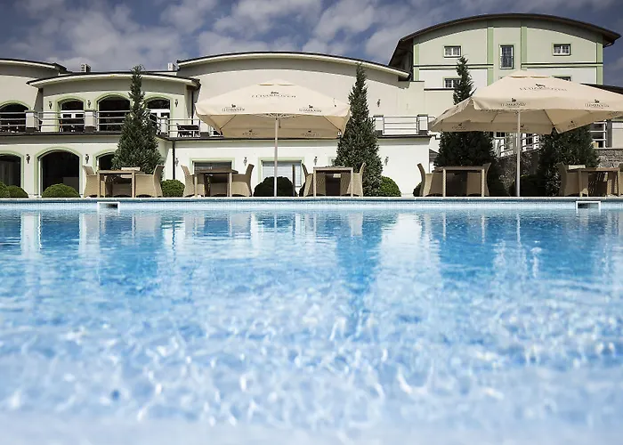 Parkhotel Congress Center Hotel 4*