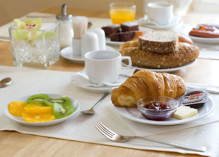 Parkhotel Congress Center מלון 4*