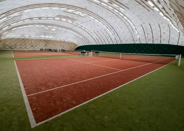 מלון Parkhotel Congress Center